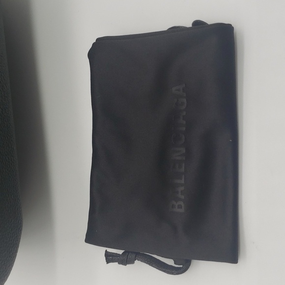 712- Balenciaga Women's Sunglasses Accessories NWT - Picture 9 of 9